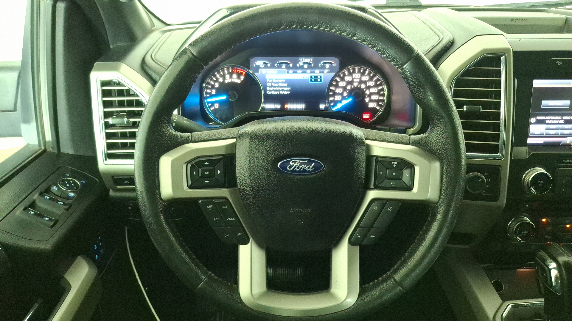 Ford F-150 — foto 8 de 16