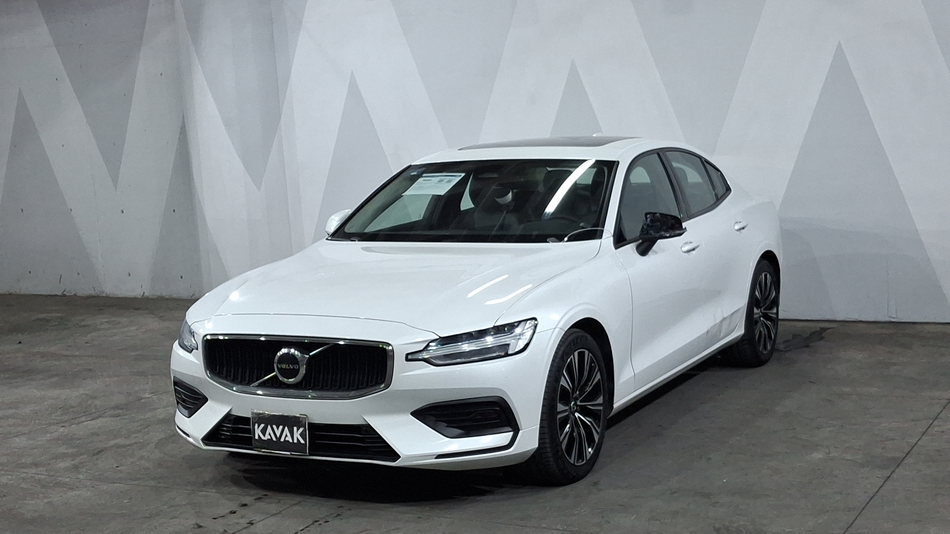 Volvo S60 2023