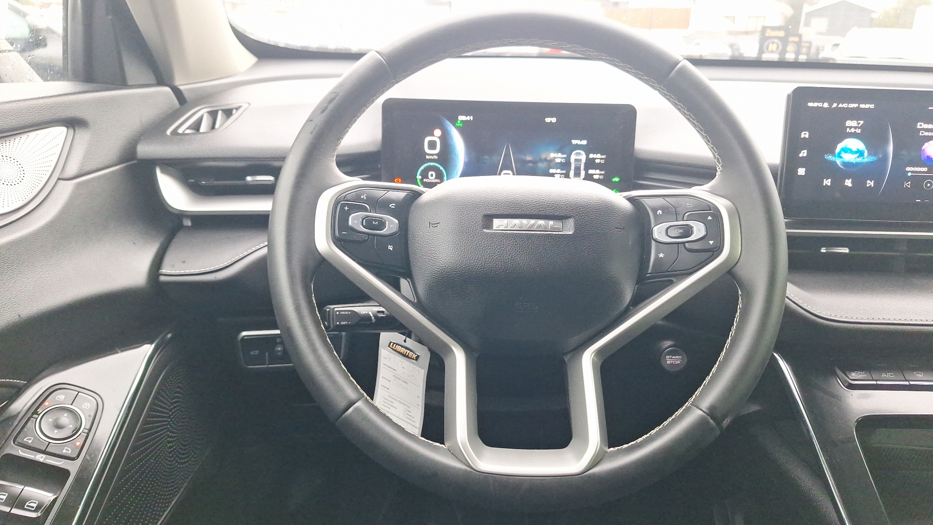 Haval H6 — foto 8 de 16
