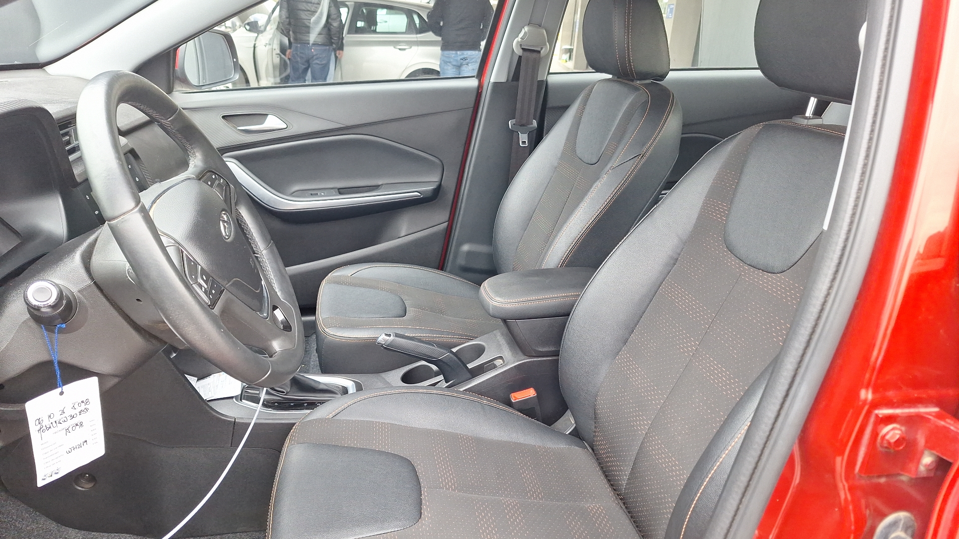 Chery Tiggo 2 — foto 14 de 15