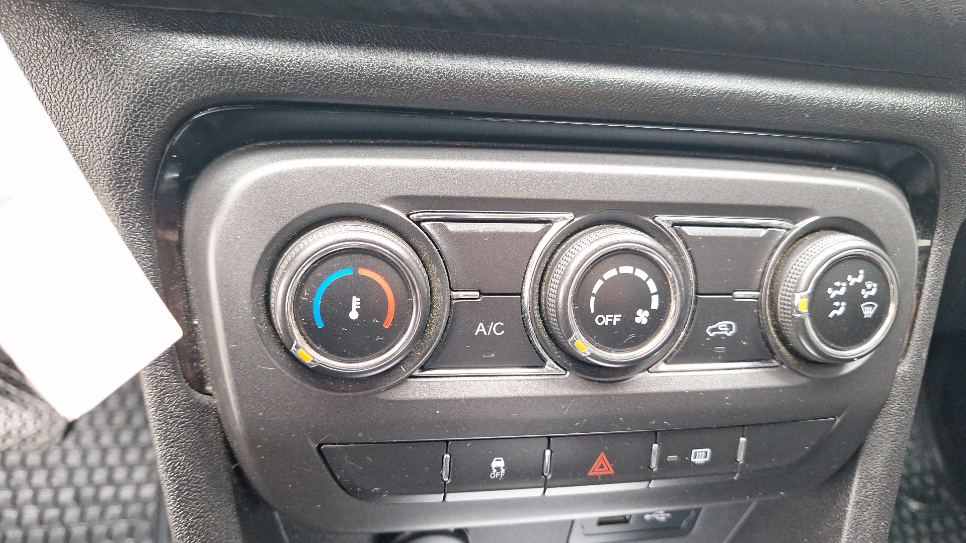 Chery Tiggo 2 — foto 15 de 15