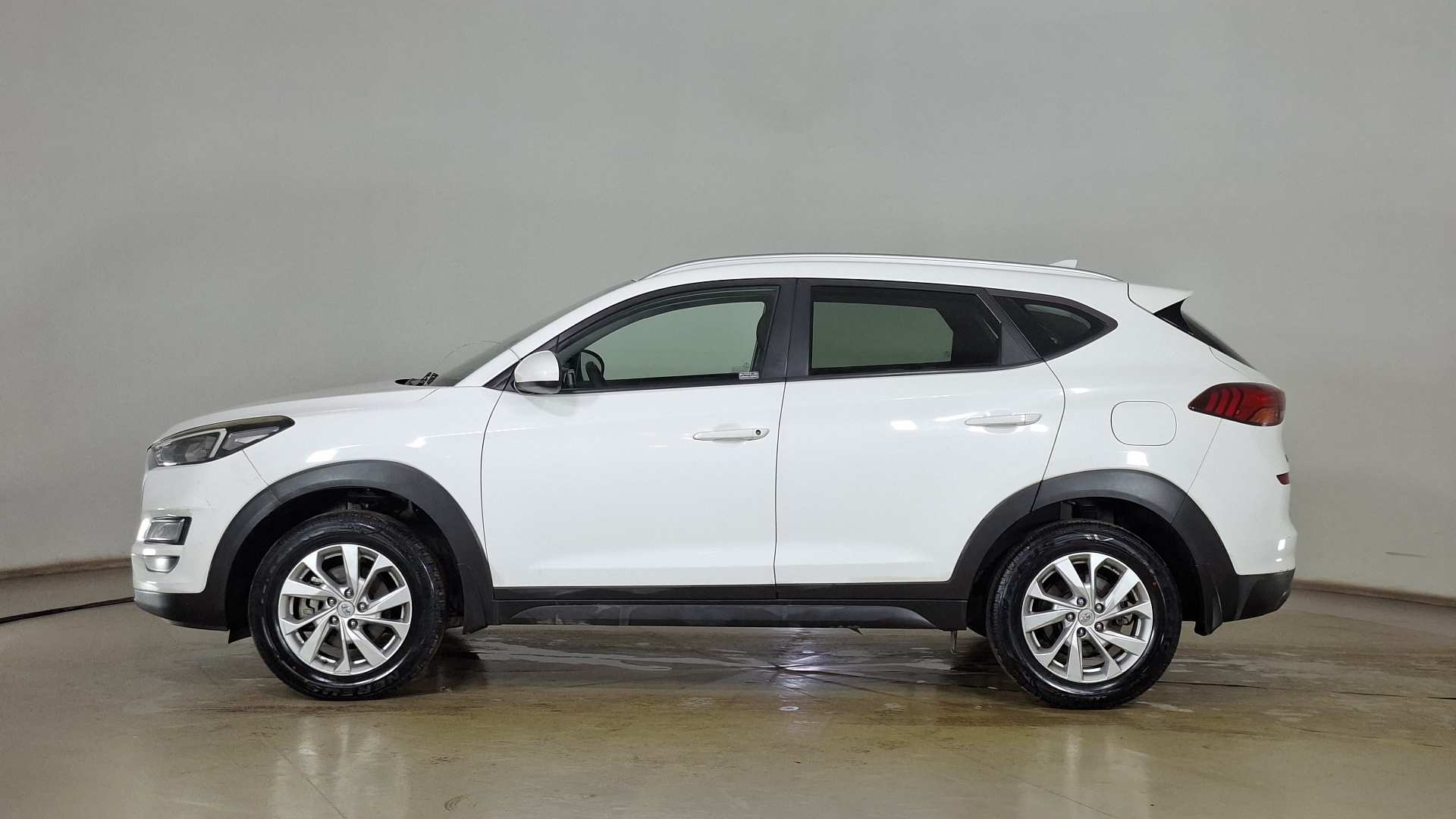 Hyundai Tucson — foto 7 de 17