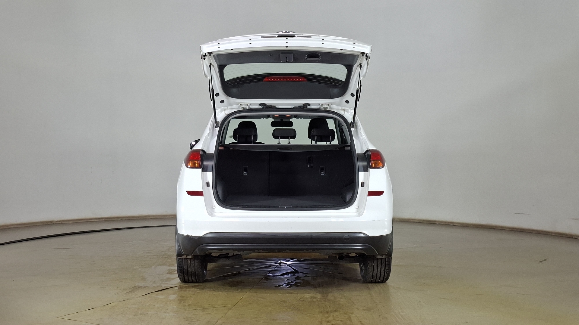 Hyundai Tucson — foto 6 de 17