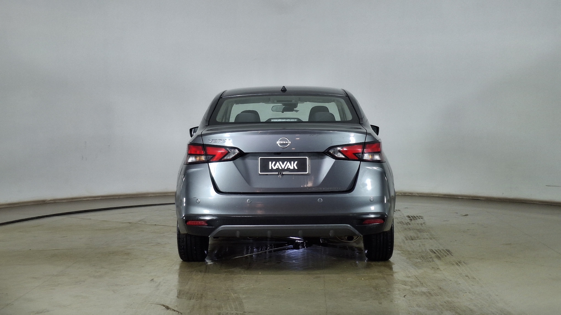 Nissan Versa — foto 5 de 16