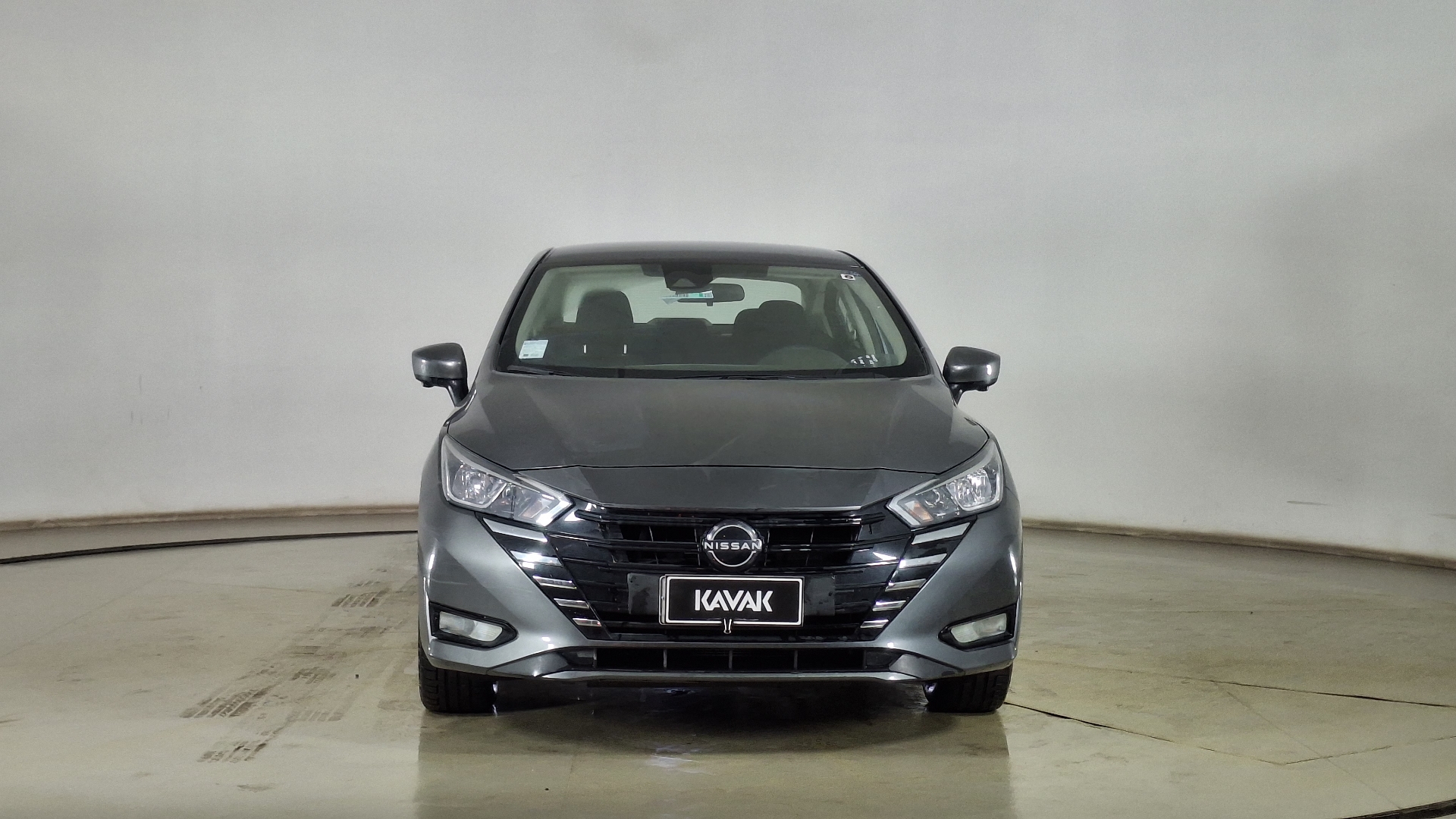 Nissan Versa — foto 2 de 16