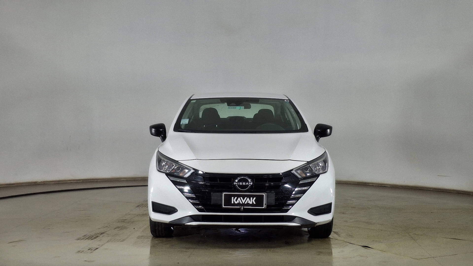 Nissan Versa — foto 2 de 15