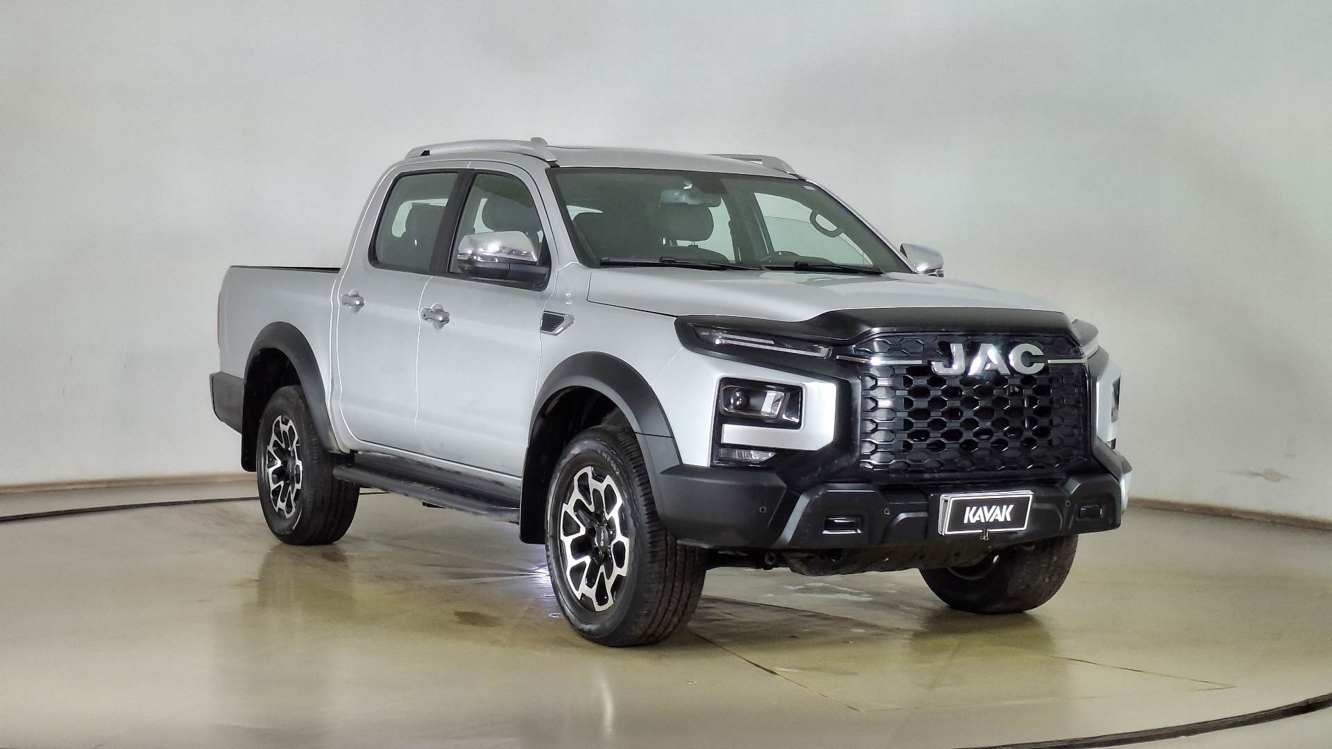 JAC T9 — foto 3 de 17