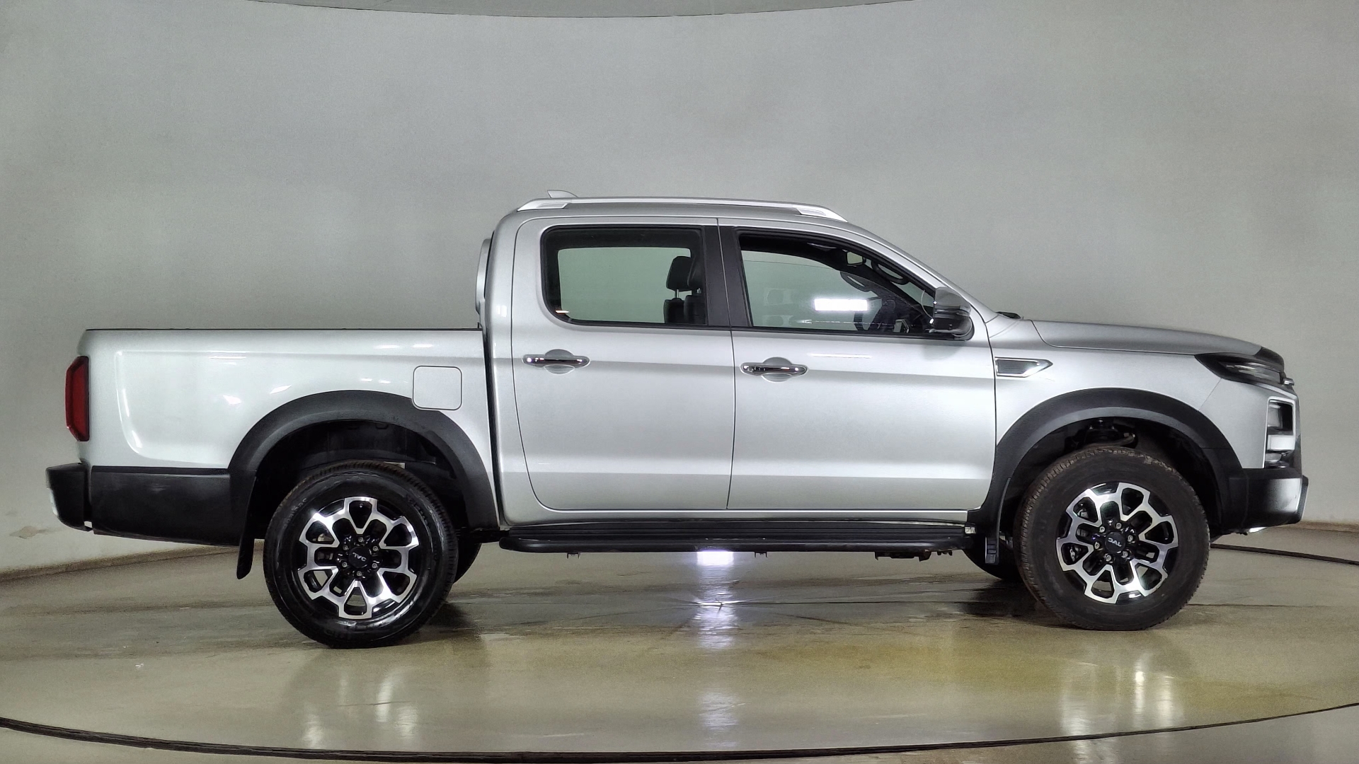 JAC T9 — foto 4 de 17