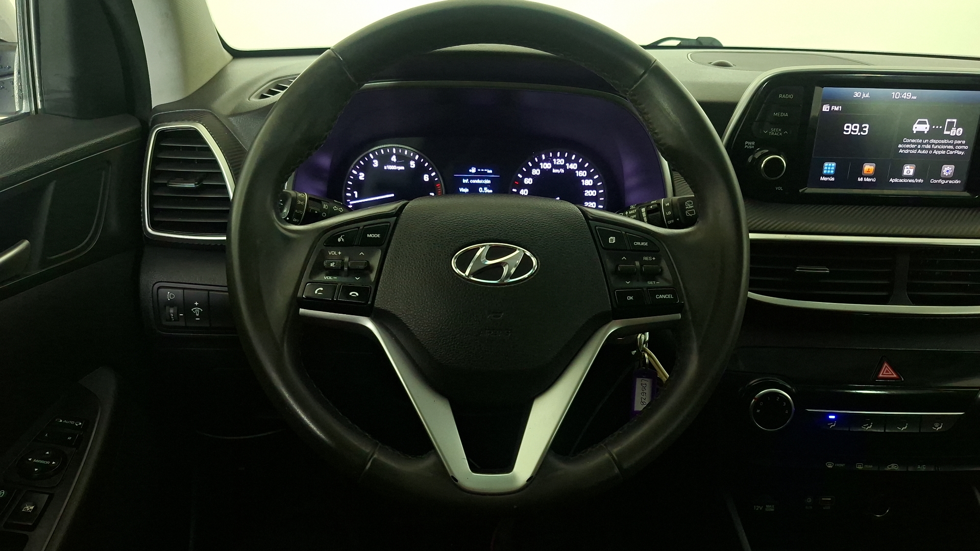 Hyundai Tucson — foto 9 de 17