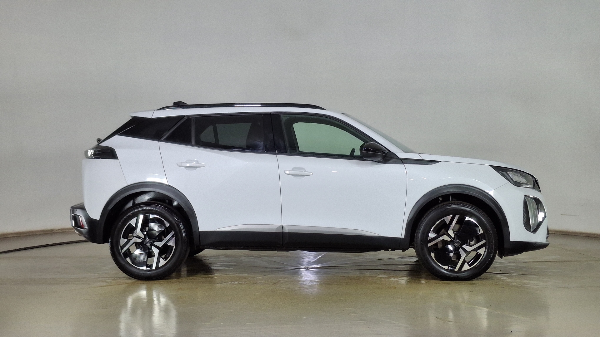 Peugeot 2008 — foto 4 de 16
