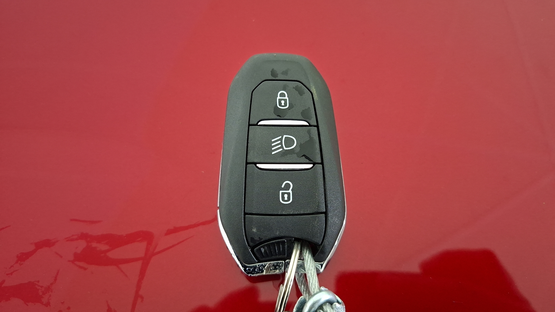 Peugeot 2008 — foto 17 de 17