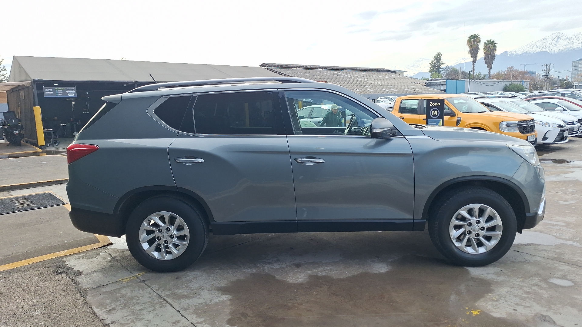 SsangYong Rexton — foto 5 de 16