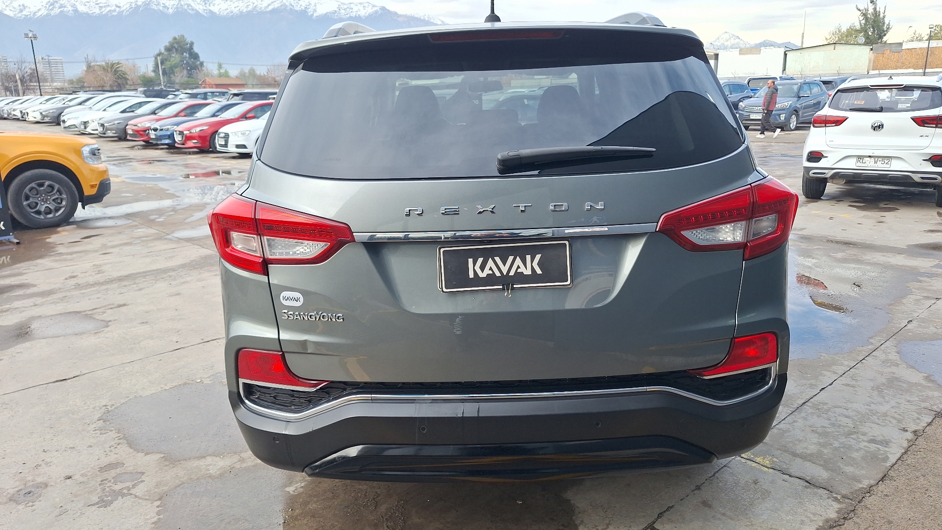 SsangYong Rexton — foto 3 de 16