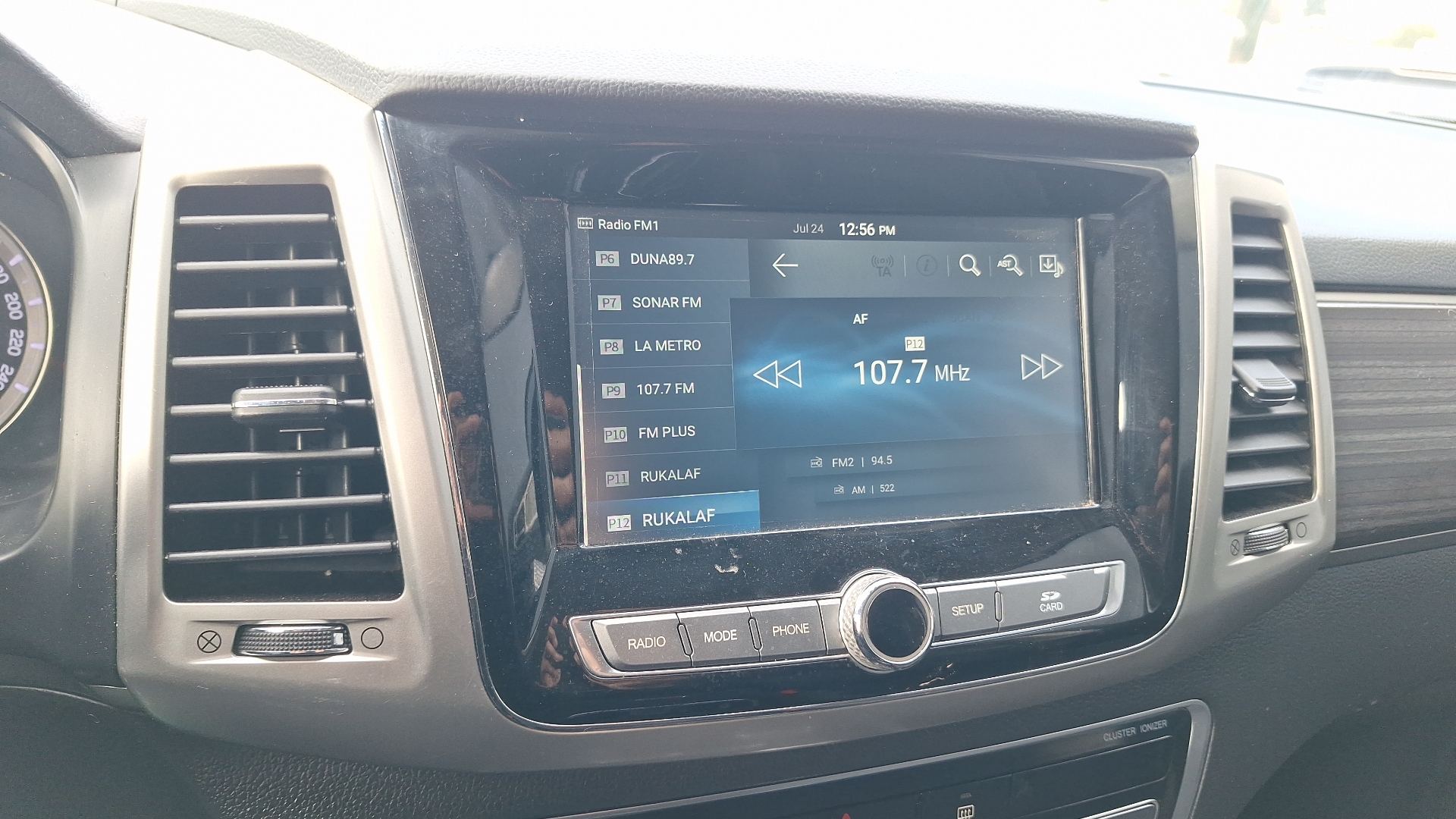 SsangYong Rexton — foto 10 de 16