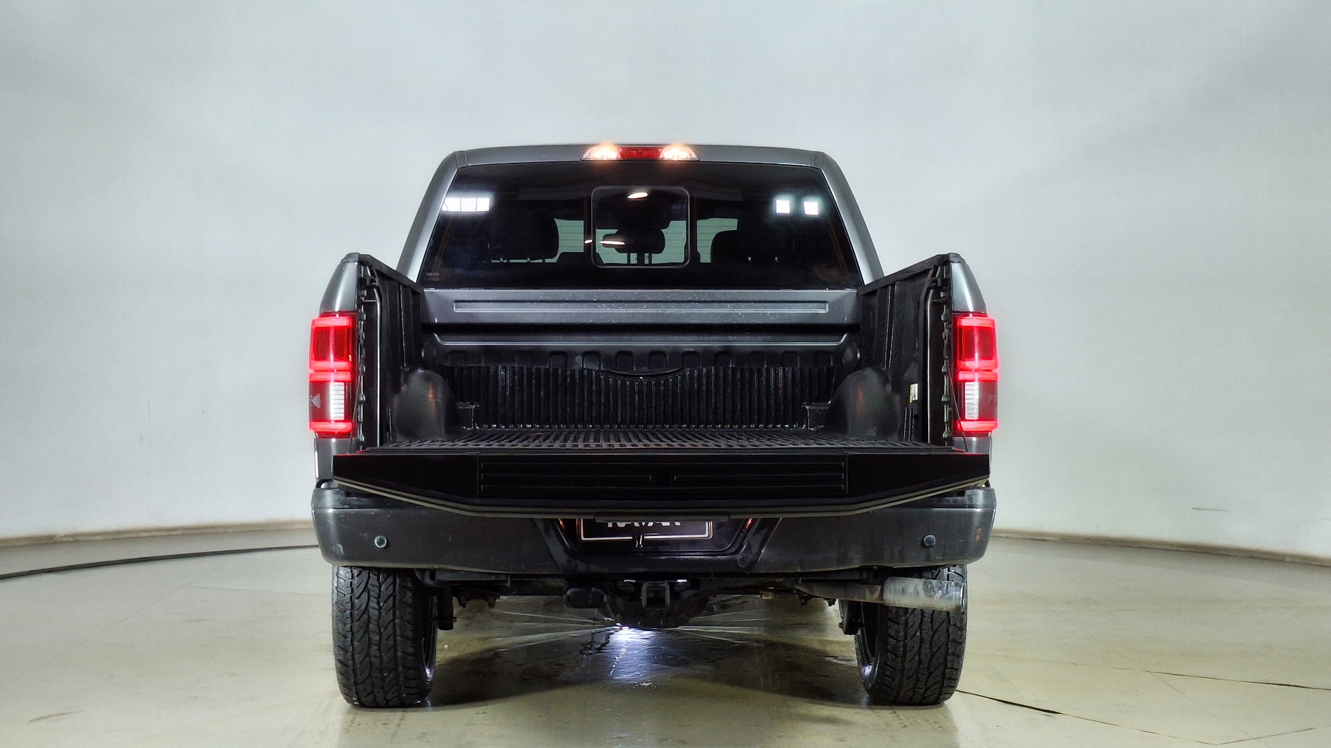 Ford F-150 — foto 6 de 16