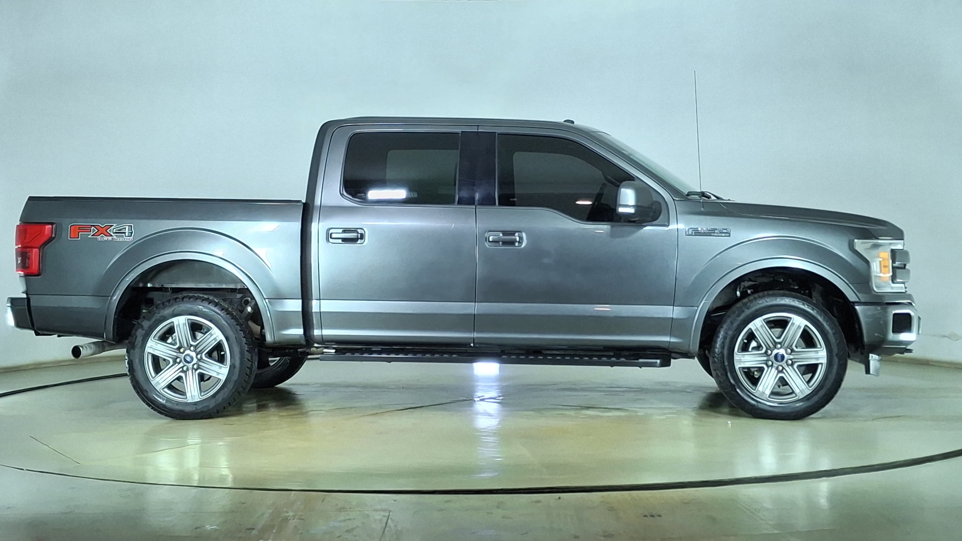 Ford F-150 — foto 4 de 16