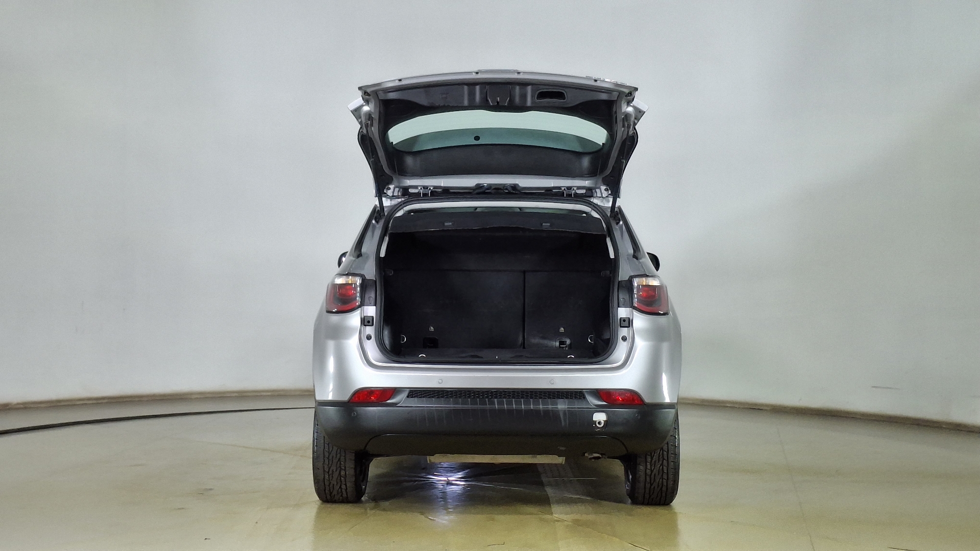 Jeep Compass — foto 6 de 16