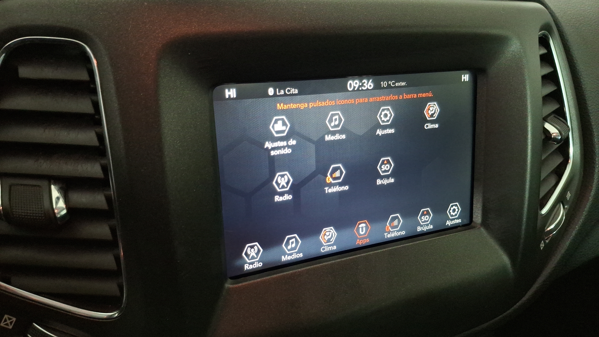 Jeep Compass — foto 10 de 16