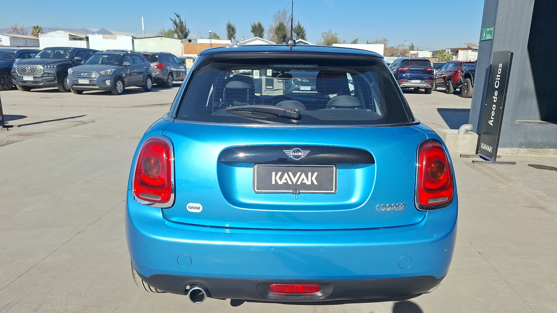 MINI Cooper — foto 3 de 14