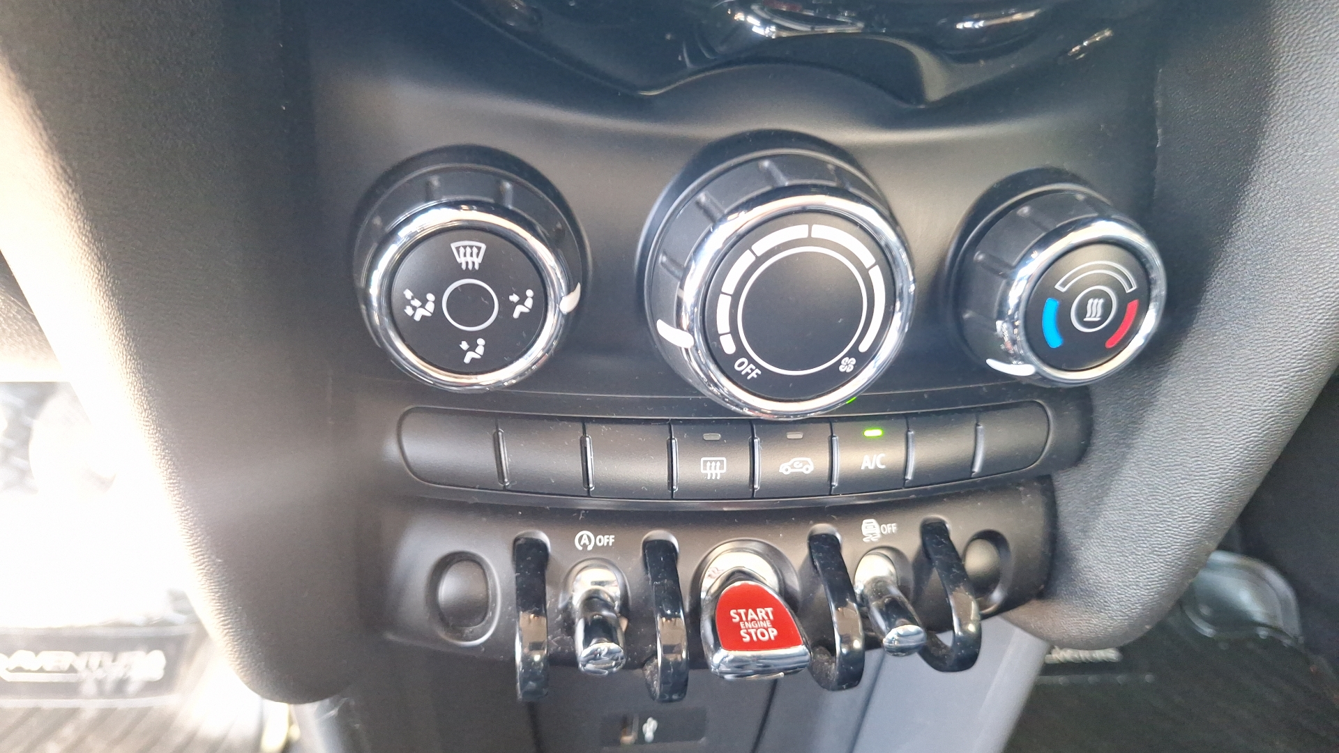 MINI Cooper — foto 14 de 14