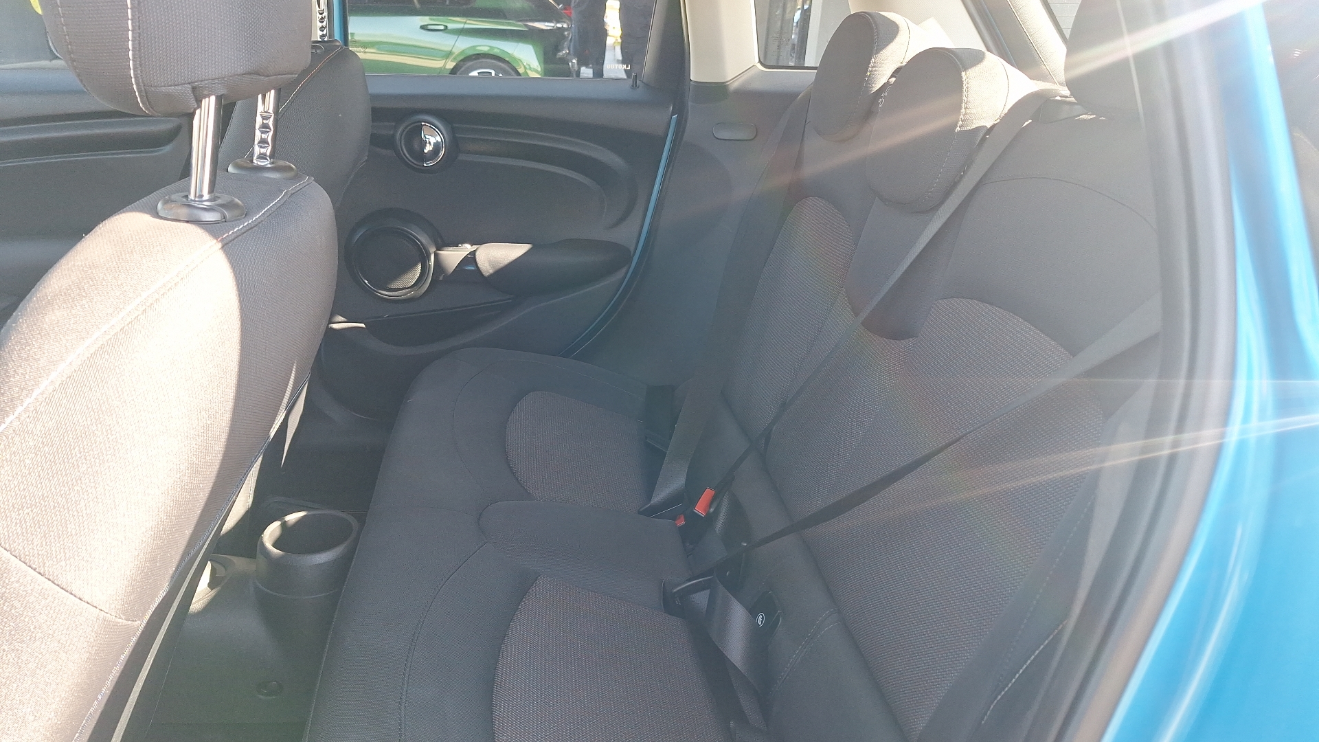 MINI Cooper — foto 12 de 14