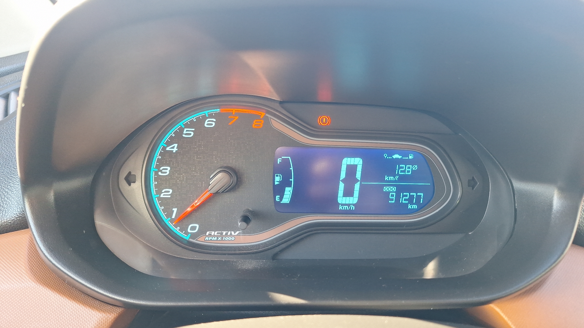 Chevrolet Onix — foto 9 de 15