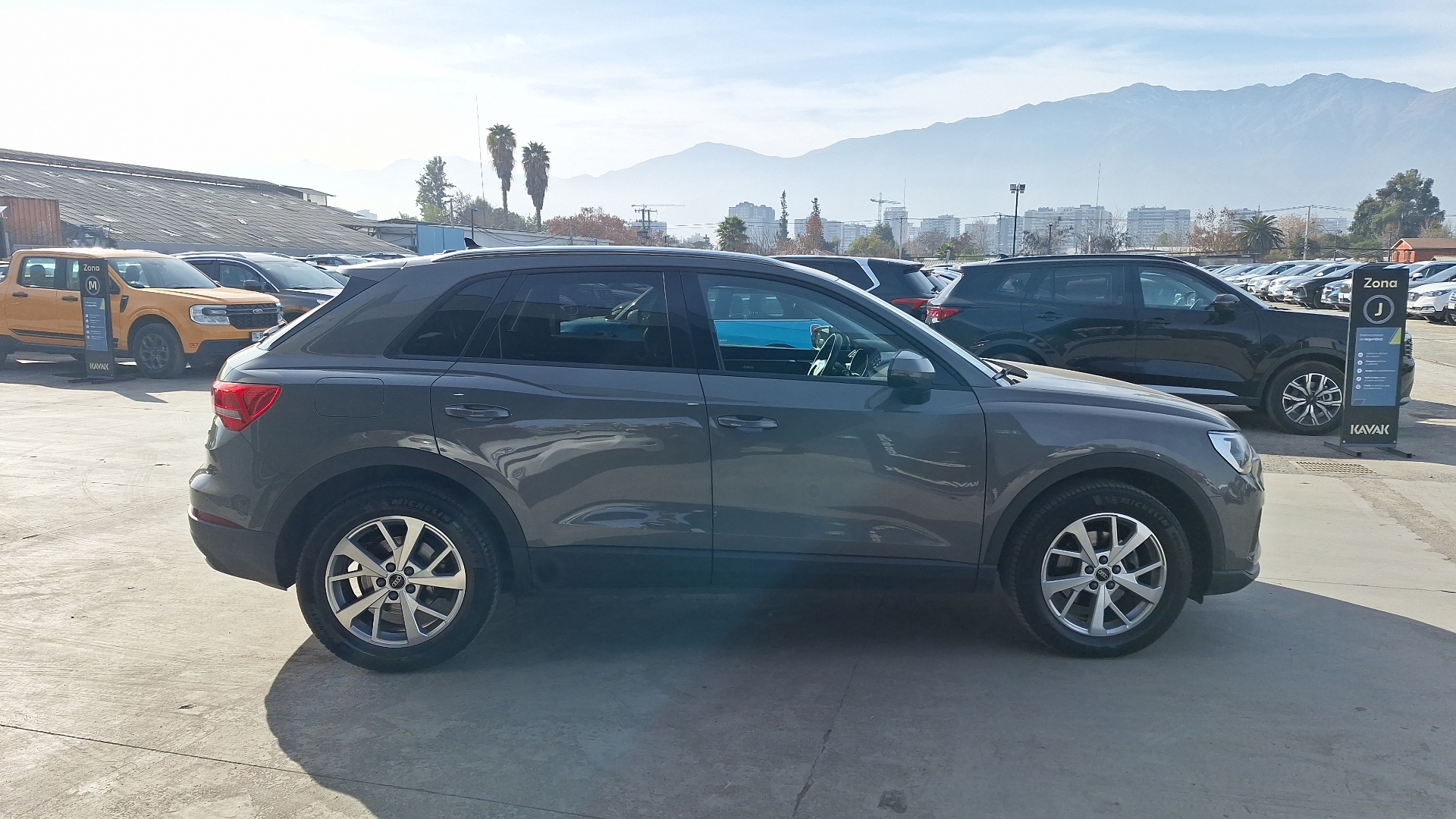 Audi Q3 — foto 5 de 15