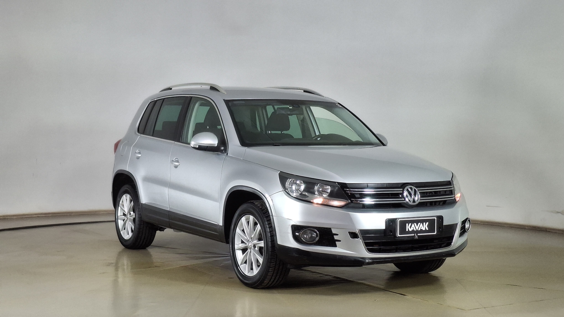 Volkswagen Tiguan — foto 3 de 15