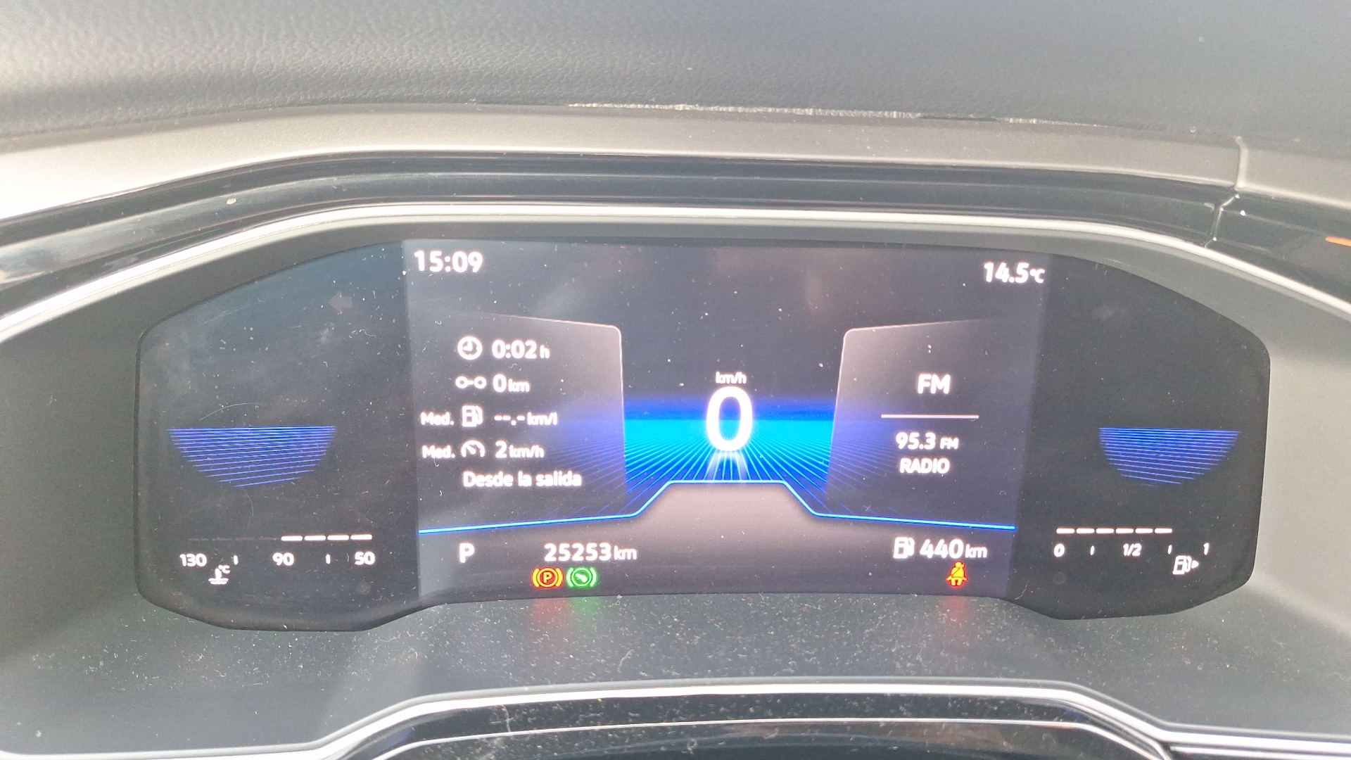 Volkswagen Nivus — foto 9 de 14