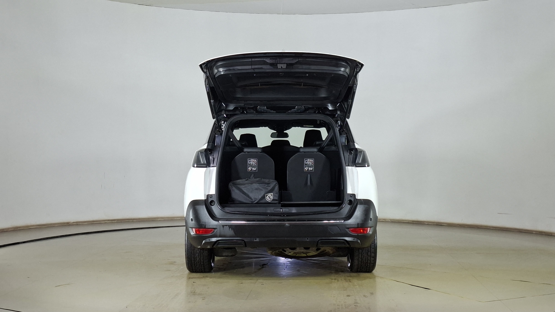 Peugeot 5008 — foto 6 de 18