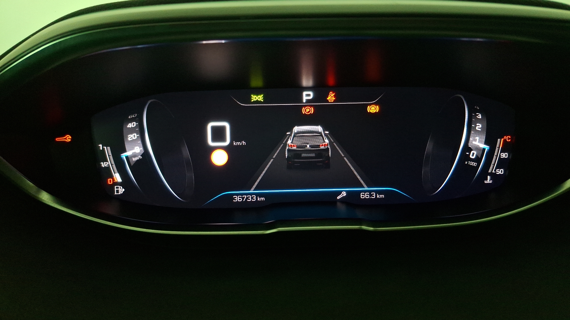 Peugeot 5008 — foto 9 de 16