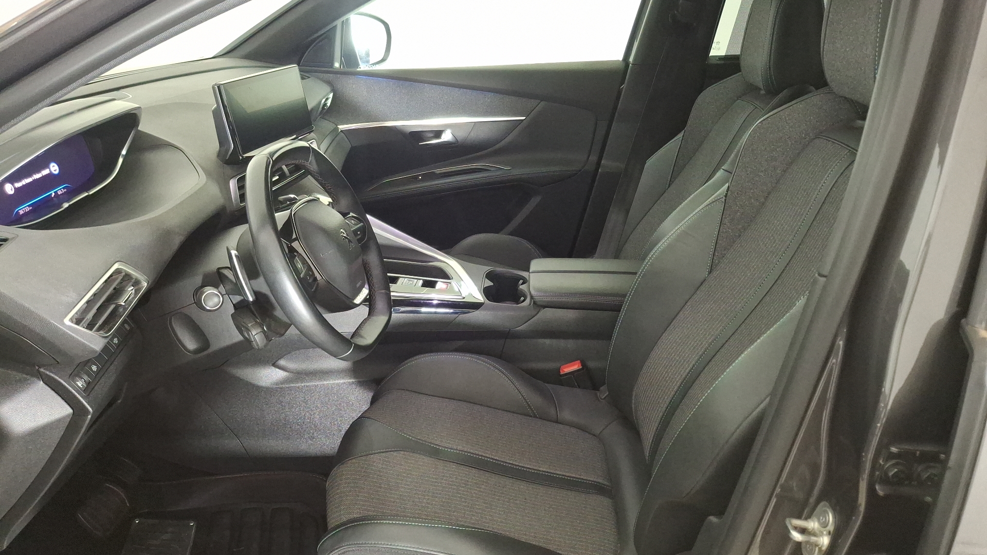 Peugeot 5008 — foto 13 de 16