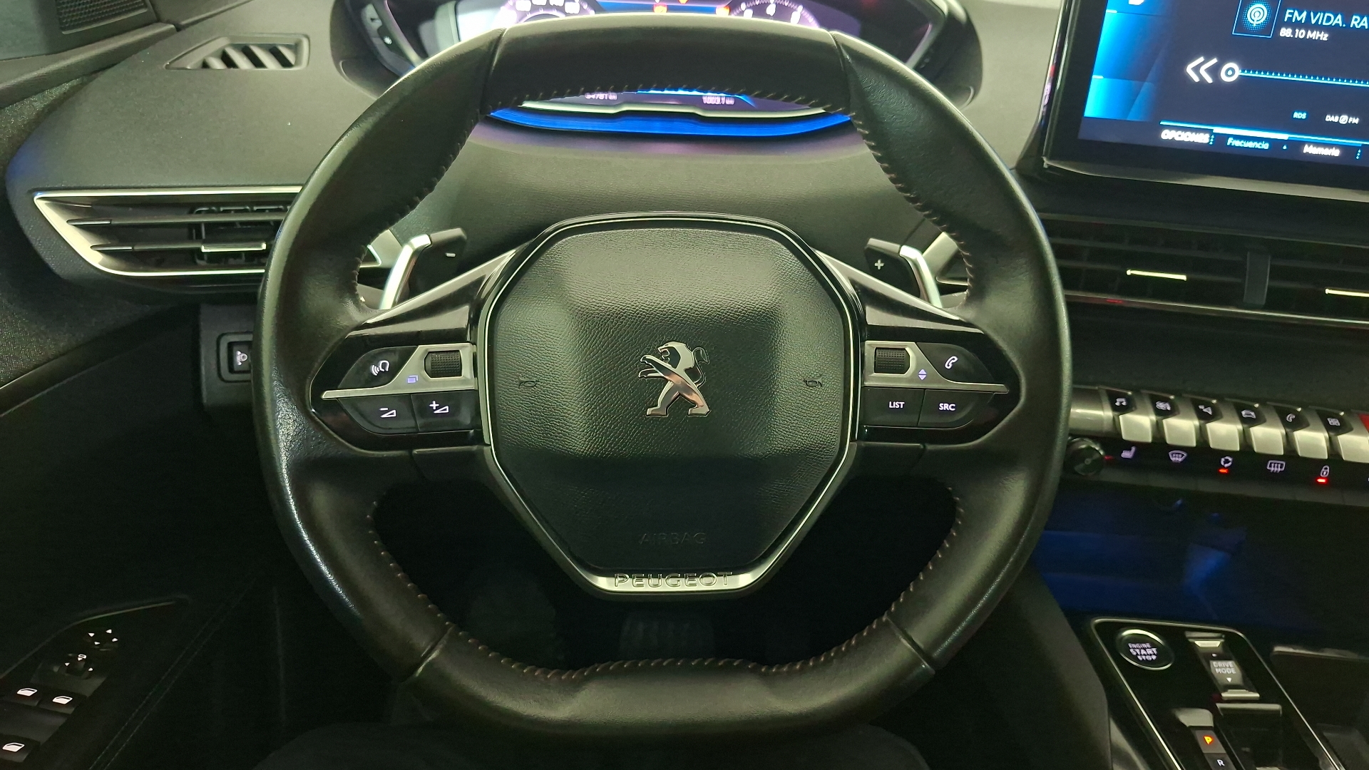 Peugeot 3008 — foto 9 de 17