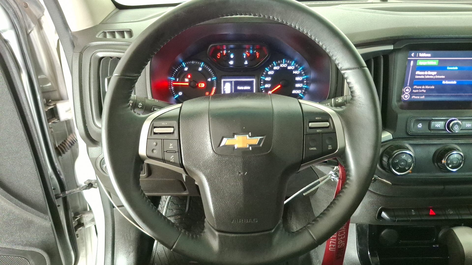 Chevrolet Colorado — foto 8 de 16