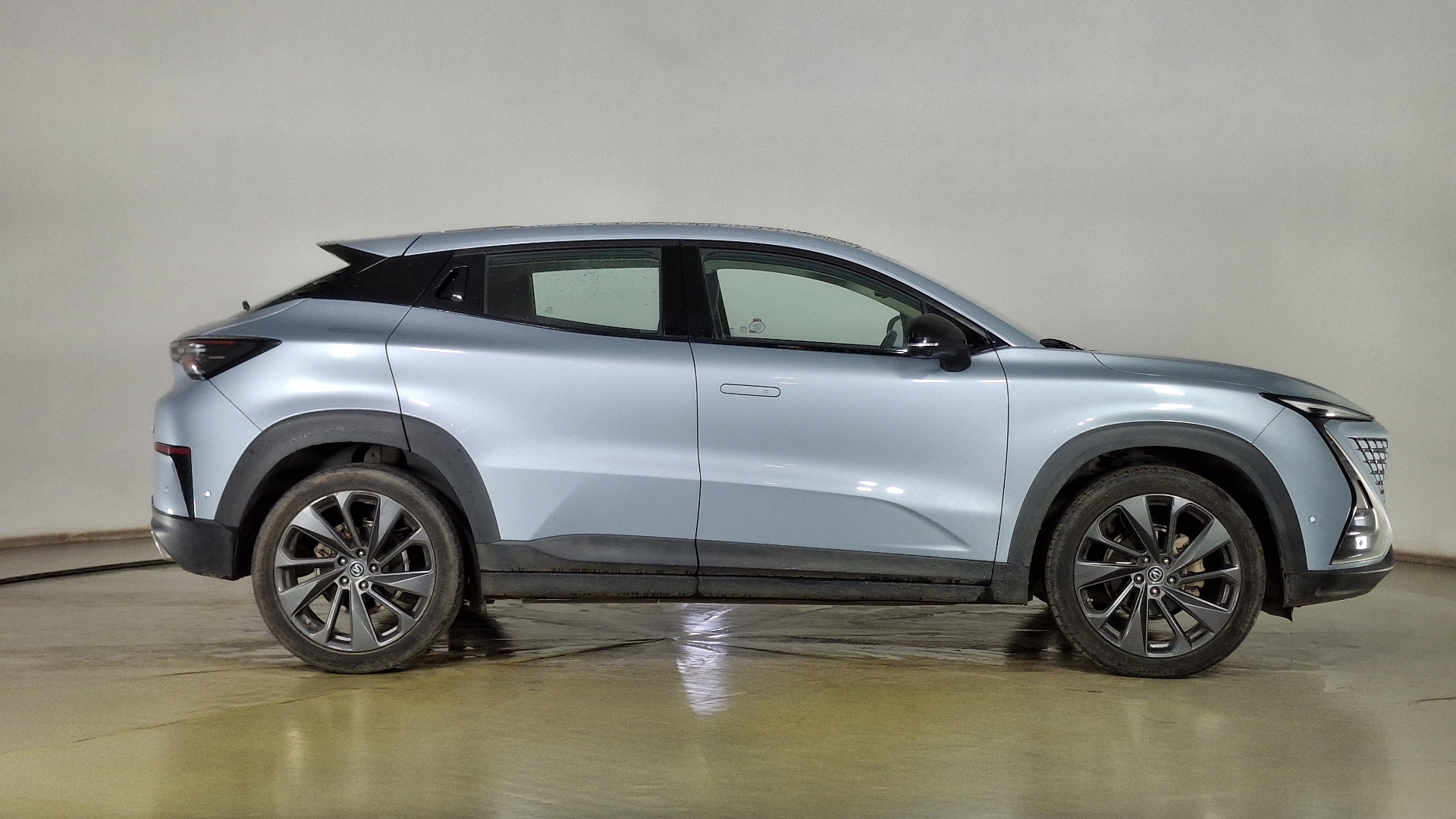 Changan Uni-T — foto 4 de 16
