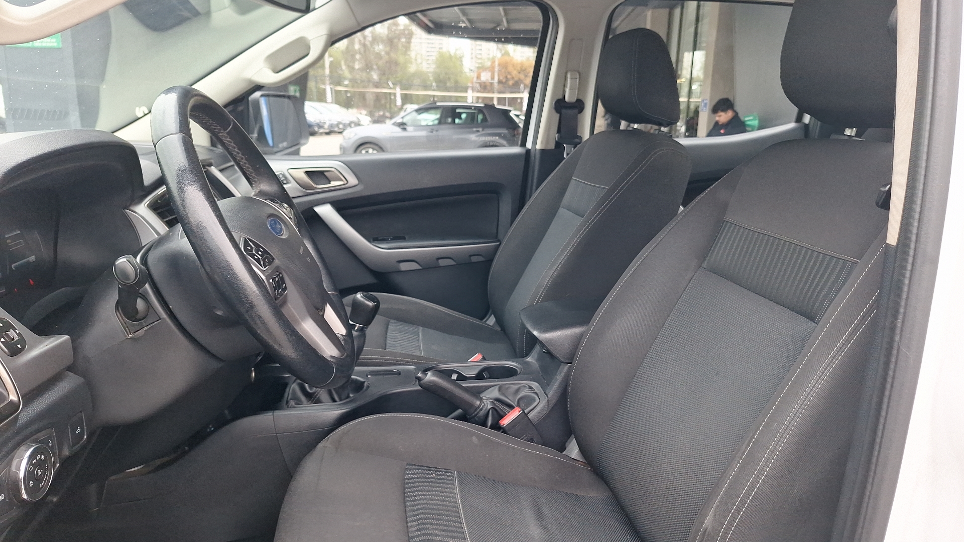 Ford Ranger — foto 13 de 14