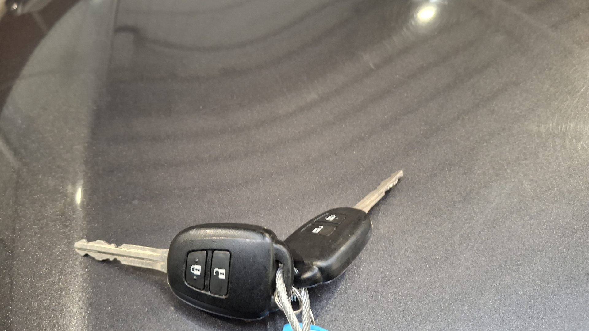 Toyota RAV4 — foto 16 de 16