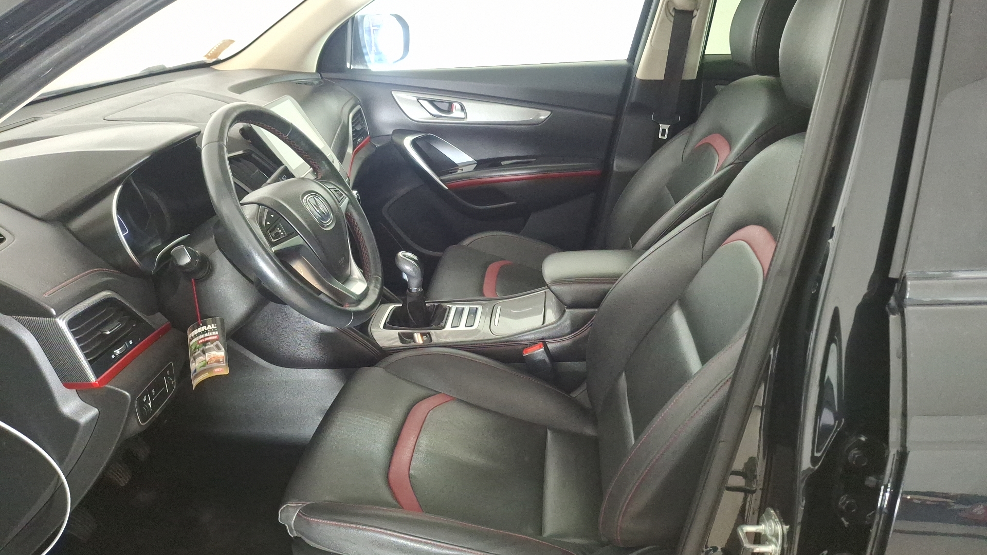 Changan Cs55 — foto 14 de 17