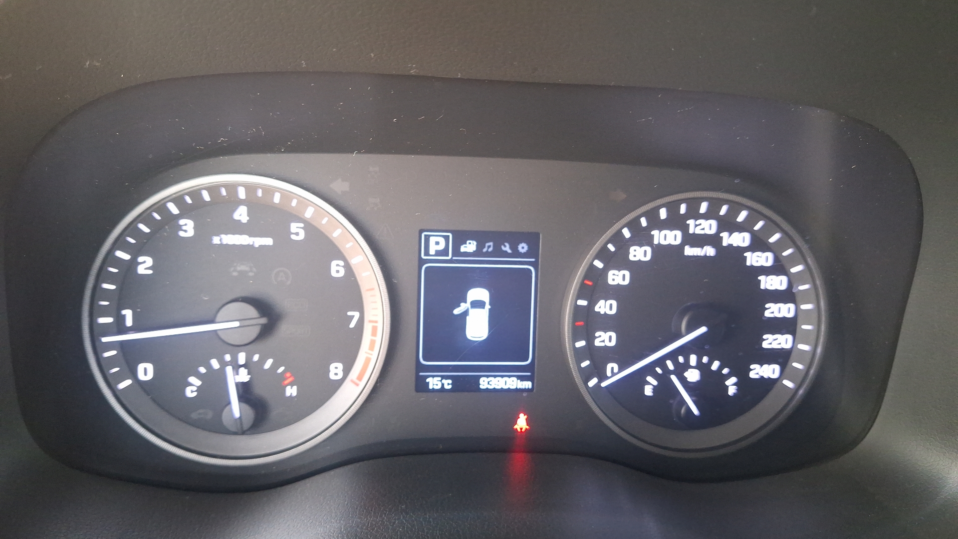 Hyundai Tucson — foto 9 de 16