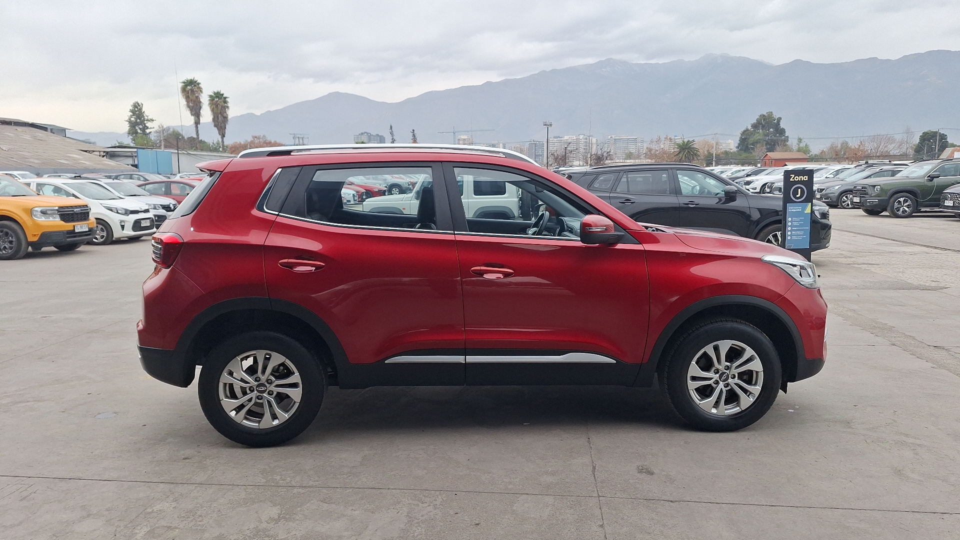 Chery Tiggo 3 — foto 5 de 14
