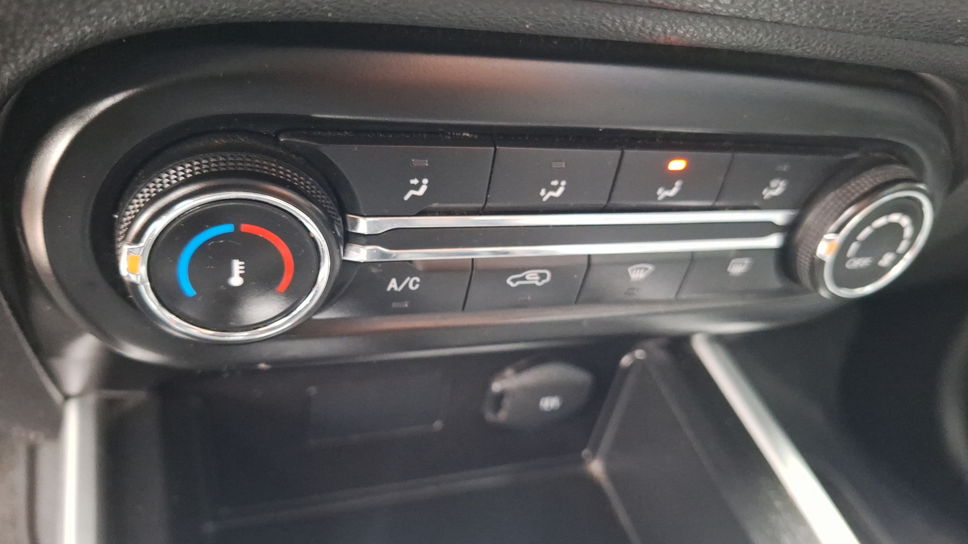 Chery Tiggo 3 — foto 14 de 14