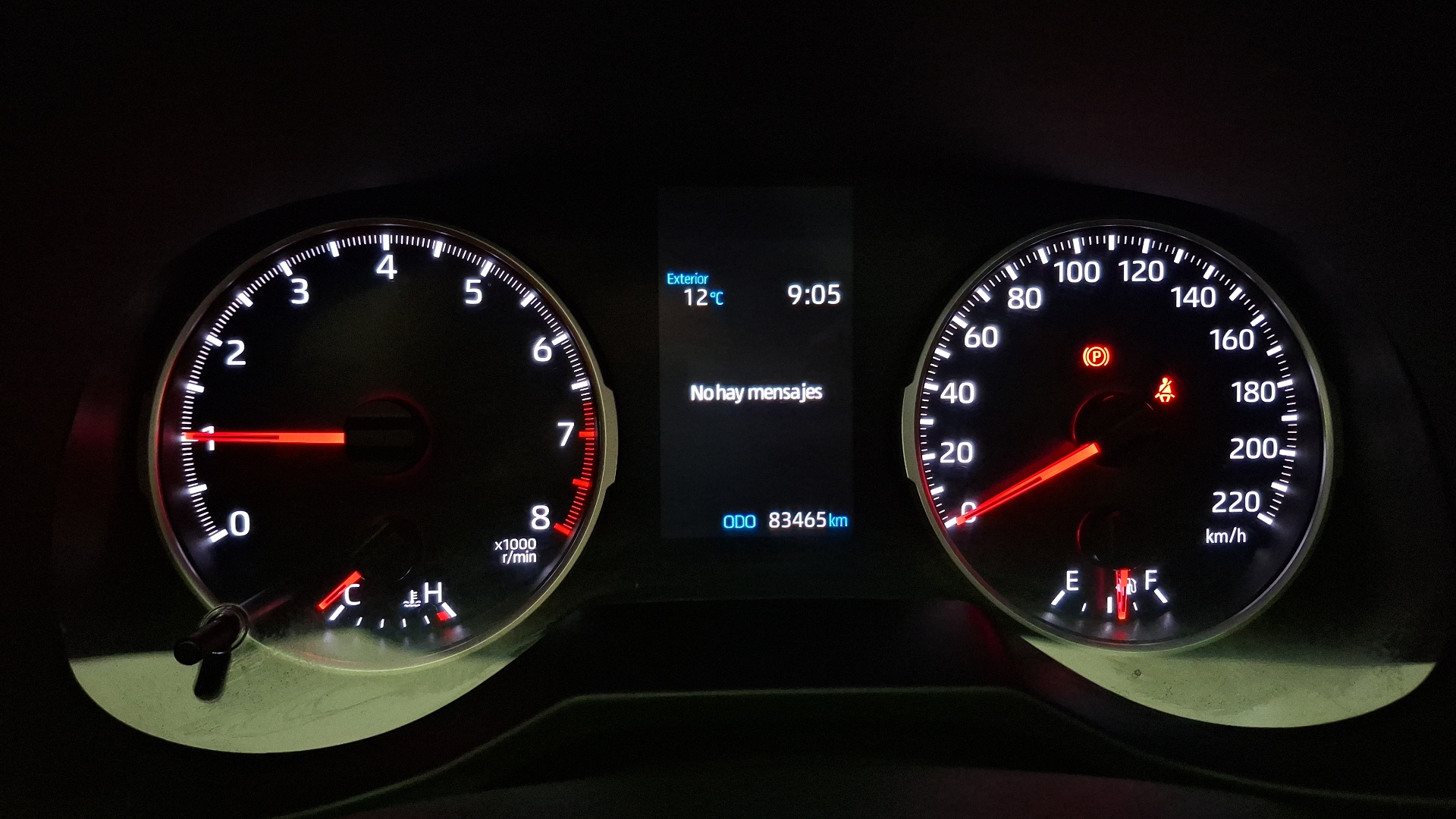 Toyota RAV4 — foto 6 de 13