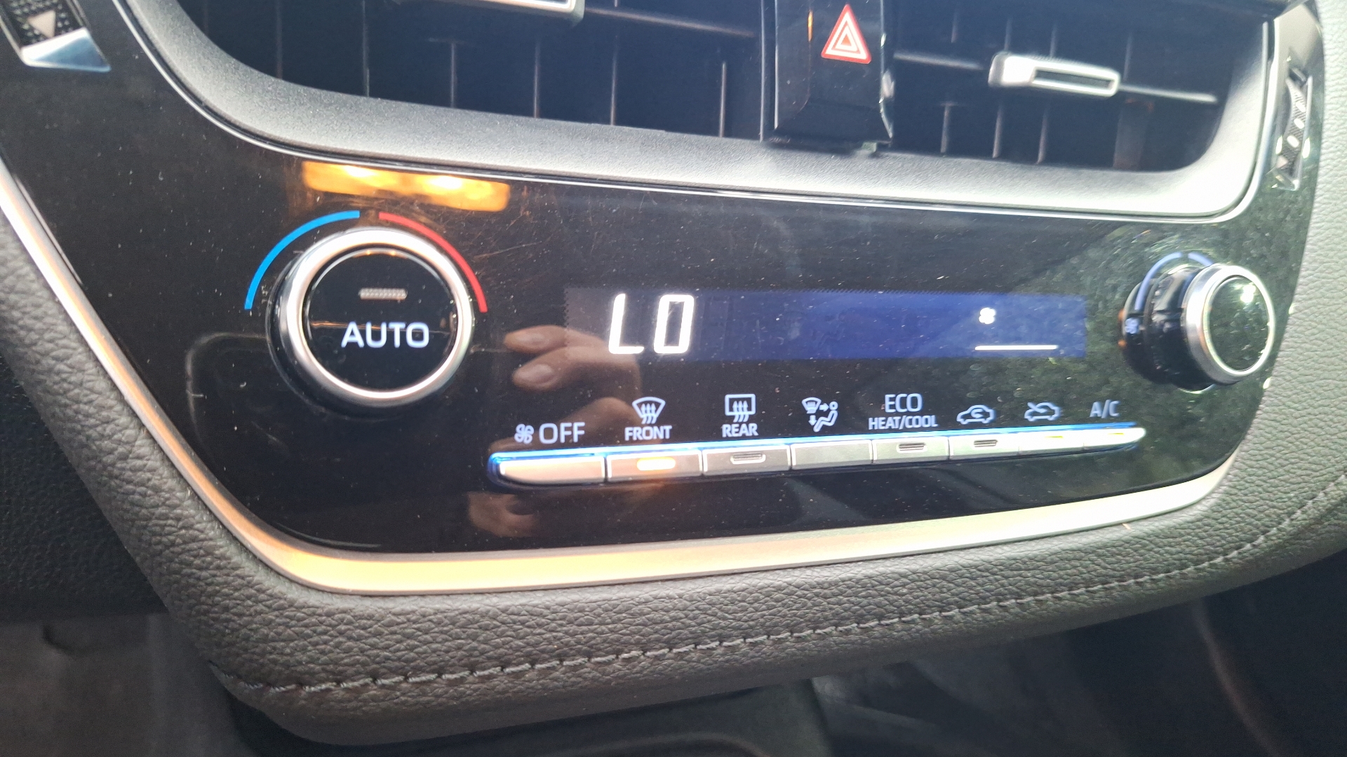 Toyota Corolla — foto 15 de 15