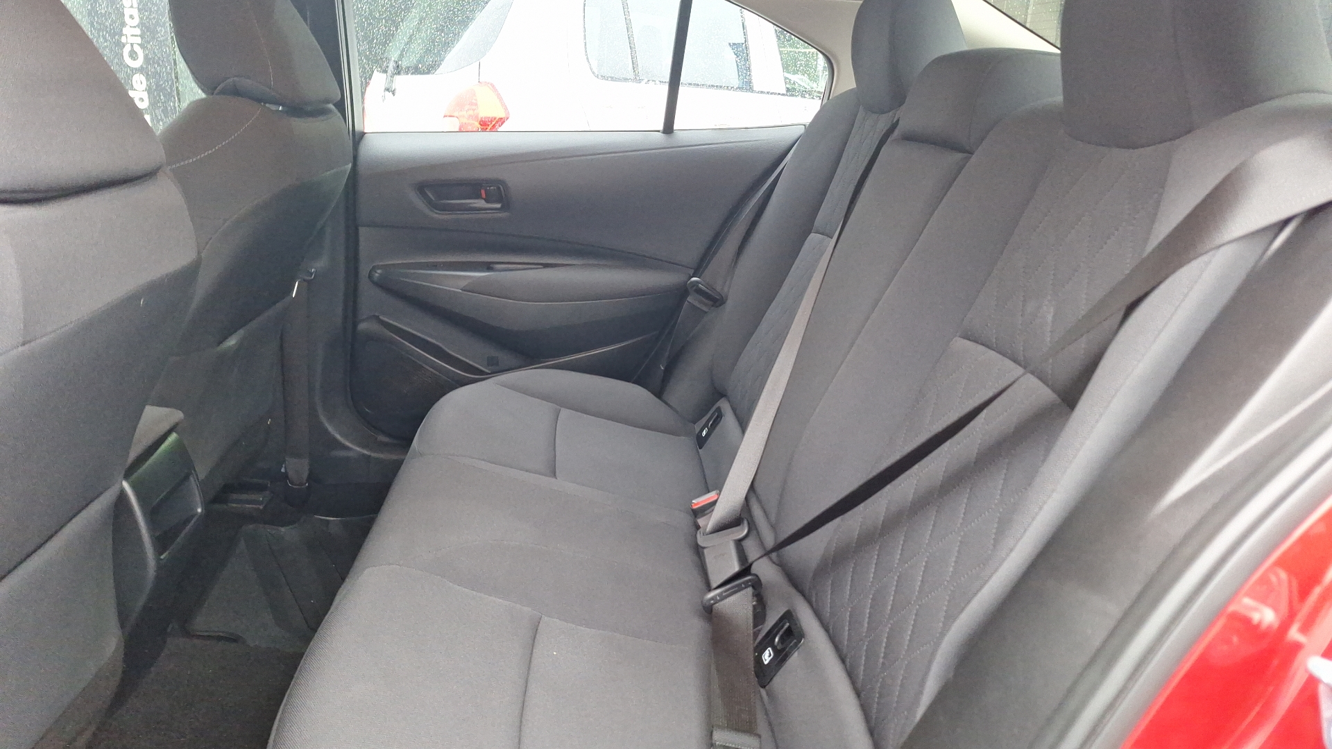 Toyota Corolla — foto 13 de 15