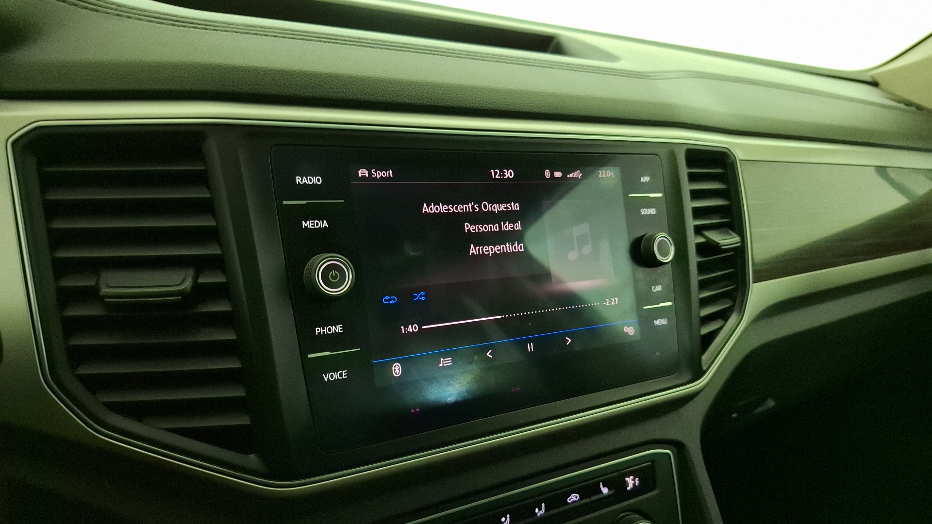Volkswagen Atlas — foto 10 de 17