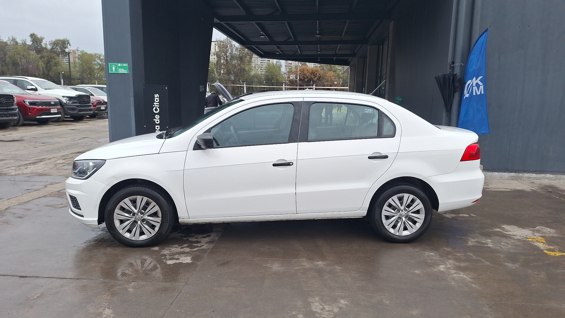 Volkswagen Voyage — foto 2 de 14