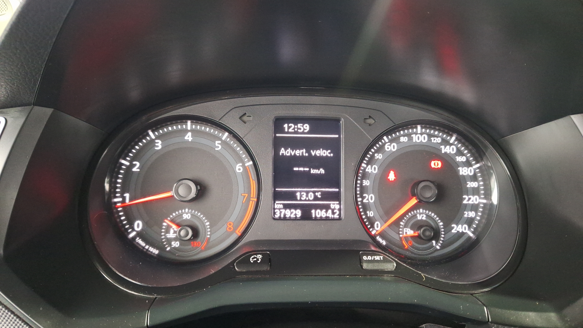 Volkswagen Voyage — foto 9 de 14