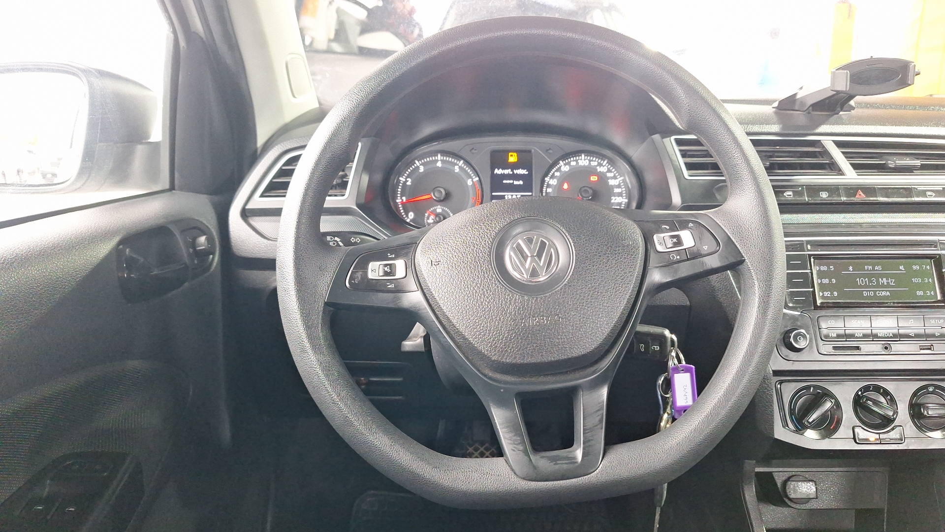 Volkswagen Voyage — foto 8 de 14