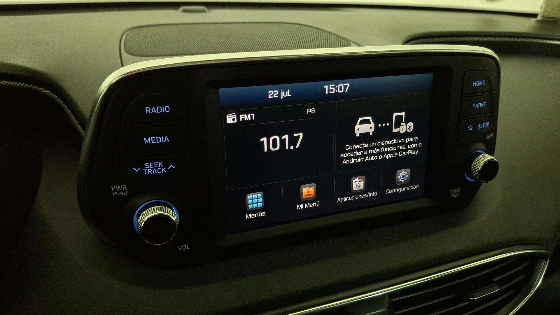 Hyundai Santa Fe — foto 10 de 16