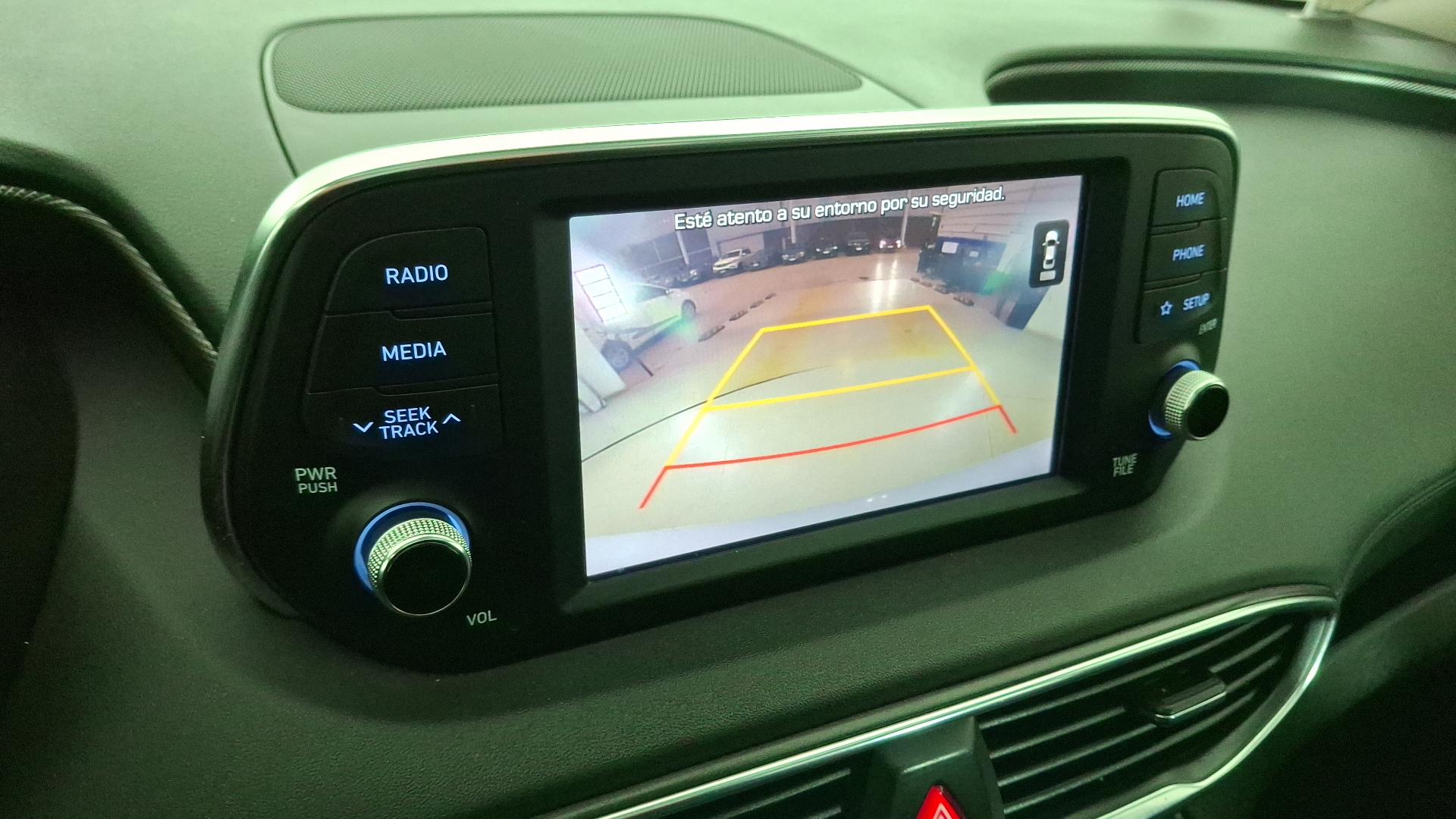 Hyundai Santa Fe — foto 12 de 16